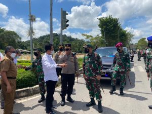 Kapolresta Barelang Beserta Forkopimda Kota Batam Tinjau Penyekatan PPKM Darurat Kota Batam Hari Pertama
