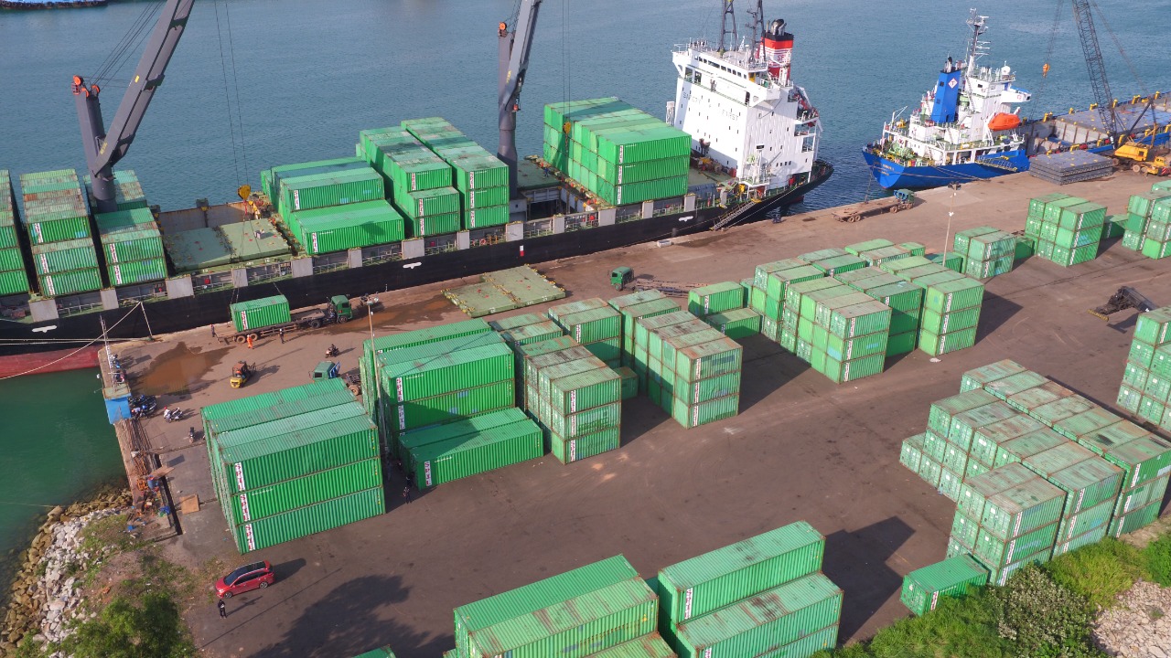 BP Batam Percepat Penanganan Penumpukan Kontainer di Pelabuhan Batu Ampar