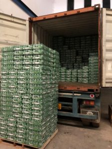 Bea Cukai Batam Amankan Puluhan Ribu Kaleng Bir Carlsberg Diduga Ilegal di Batuampar Kota Batam