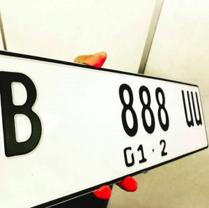 Segera Diberlakukan, Pelat Kendaraan akan Berubah Warna Putih dan Tulisan Hitam