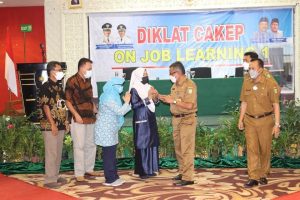 Bekali Calon Kepsek, Sekda Kota Batam Jefridin Tekankan Pemahaman Tupoksi Sebagi Pendidik