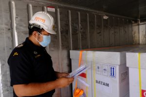 Bea Cukai Batam Percepat Layanan Impor, 122 Ribu Lebih  Vaksin Astrazaneca dari Singapura Tiba Di Kota Batam