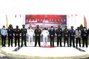 Peringati Hari Pahlawan, Amsakar Achmad Ajak Warga Batam Teladani Semangat Para Pahlawan