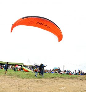 TNI AU Lanud Hang Nadim Batam Resmikan Venue Paralayang di Bukit Gendang Sembulang