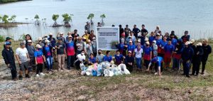 Peduli Lingkungan, BP Batam dan PT TDK Tanam Seribu Mangrove di Waduk Tembesi