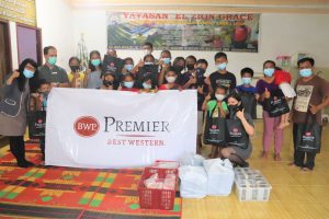 Best Western Premier Panbil Adakan Bakti Sosial Jelang Natal Di Panti Asuhan El Zion Grace Sagulung