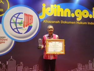 Sekwan DPRD Kota Batam Terbaik I Tingkat Nasional dalam JDIHN Awards Tahun 2021