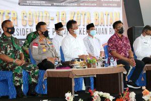 Rudi Tinjau Vaksinasi Booster dan Ikut Konferensi Video Bersama Presiden Joko Widodo