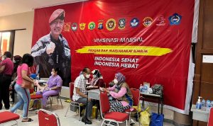 Ribuan Masyarakat Antusias Ikuti Vaksinasi Booster Yang Digelar Binda Kepri Di Batam