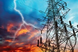 Sambaran Petir Sebabkan Gangguan dan Pemadaman Listrik di Kota Batam