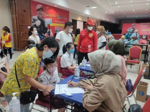 Binda Kepri Bersama Dinkes Batam Kembali Gelar Vaksinasi Massal Di Vihara Duta Maitreya Kota Batam