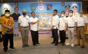 LAGI!, Walikota Batam HM Rudi Dinobatkan Bapak Pembangunan