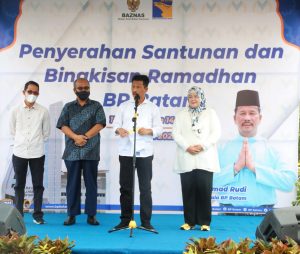 Berbagi Kebahagiaan, Kepala BP Batam Serahkan 1.500 Paket Bingkisan Ramadhan 1443 H