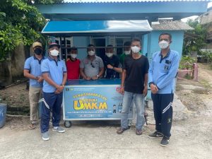 Pedulian UMKM Di Batam, Lapas Kelas IIA Batam Beri Bantuan Gerobak Jualan