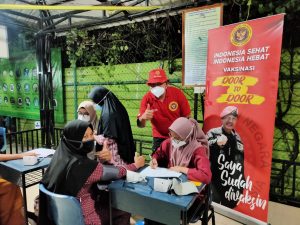Digelar Malam Hari, Masyarakat Antusias Ikuti Vaksinasi Di Gerai Vaksinasi BIN Provinsi Kepri
