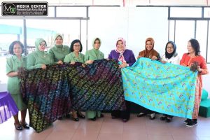 Marlin Agustina Rudi Apresiasi Persit Terhadap Pengembangan Batik Batam