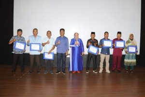 Insentif RT/RW se-Kota Batam Triwulan II Dari Pemko Batam Cair, Rudi : Insya Allah Akan Terus Diberikan