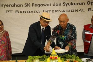 BP Batam Serahkan SK Pegawai Ke PT BIB