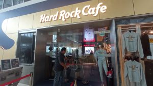 Ada Hard Rock Cafe, Pinetree Marina Resort Johor Makin Ramai Dikunjungi