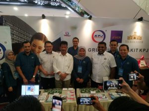 Wali Kota Batam HM Rudi Kunjungi Stand RS KPJ Johor di Acara Pameran Wisata Johor di Nagoya Hill