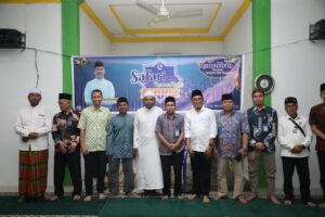 Silaturahmi dengan Warga Kampung Tua Tiangwangkang, BP Batam Serahkan Bantuan dan Santunan Anak Yatim