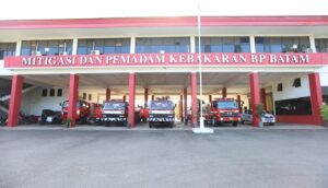 Catat! Dalam Keadaan Darurat Hubungi 08116060113, Damkar BP Batam Siap Meluncur