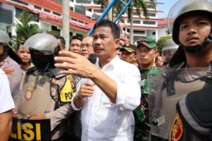 Kepala BP Batam Temui Massa Aksi Warga Rempang