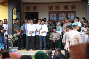 Sosialisasi Pengembangan Program Strategis Nasional, Menteri Investasi RI Temui Masyarakat Rempang