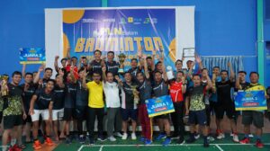 Tim Polda Kepri Raih Peringkat Pertama PLN Batam Badminton Turnamen