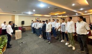 Khazalik Lantik Toto Sumito Ketua PELTI Batam Periode 2023-2028