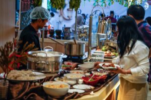 Nikmati Pengalaman Waktu Iftar Barelang 1445 Hijriah di HARRIS Resort Barelang Batam