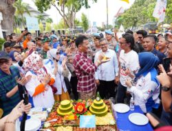 May Day 2024 di Batam, Jefridin Dampingi Wali Kota Rudi Terima Aksi Damai Buruh