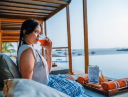 HARRIS Resort Barelang Batam Tambah Fasilitas Cabana, Sajikan Keindahan Pantai dan Pemandangan Jembatan Barelang