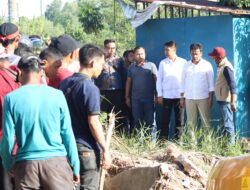 Muhammad Rudi Tinjau Langsung Lokasi Pemasangan Mini Booster Areal Perumahan Putra Jaya