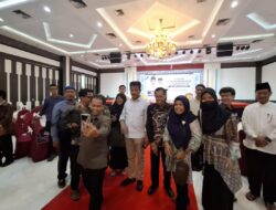 Yel-yel Rudi-Rafiq Gubernur Kepri Bergemuruh, Ribuan Guru Swasta Kota Batam Dukung 2R