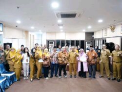Serahkan SK Pensiun, Jefridin: Terimakasih Sudah Mendedikasikan Diri Dalam Pembangunan Batam