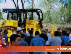 NEWS VIDEO: Amsakar Achmad Serah Terima Alat Berat 1 Unit Buldoser di TPA Telaga Punggur Kota Batam