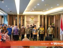 NEWS VIDEO : Airlangga Hartarto Lantik Amsakar Sebagai Kepala BP Batam dan Li Claudia Sebagai Wakil Kepala BP Batam