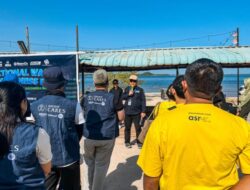 HARRIS Barelang Batam & YELLO Hotel Harbour Bay Batam Berkontribusi dalam Aksi Bersih-Bersih HPSN 2025 di Pantai Tanjung