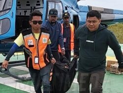 Ternyata Total Pendaki Gunung Cartenz Pyramid 77 orang, 2 Jenazah Berhasil Dievakuasi