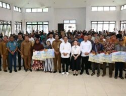 15 Program Prioritas Amsakar – Li Claudia,  153 Lansia di Belakangpadang Terima Rp300 ribu Setiap Bulannya
