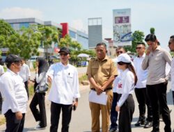 Kepala BP Batam dan Wakil Kepala BP Tinjau Kondisi Jalan Laksamana Bintan dan Jalan Raja Isa