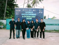 Grand Mercure Batam Centre Peringati Hari Lingkungan Hidup dan Hari Laut Sedunia dengan Aksi Bersih Pantai di Tanjung Uma