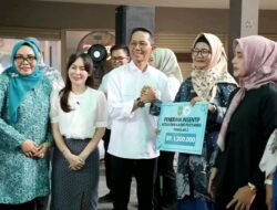 Pemko Batam Serahkan Insentif bagi 4.097 Kader Posyandu, Sebesar Rp 400.000 per Bulan Selama 12 Bulan