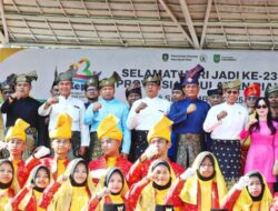 Hadiri Upacara Hari Jadi ke-23 Provinsi Kepri, Pimpinan DPRD Kota Batam Imbau Perkuat Sinergi dan Kolaborasi