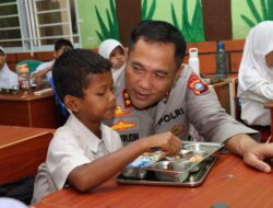 Kapolda Kepri Tinjau Langsung Program Makan Bergizi Gratis di SDN 001 Nongsa Batam