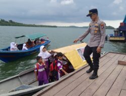 Polsek Bulang Hadirkan Inovasi “Si Anjas Labuh” Antar Jemput Anak Sekolah Pulau Buluh