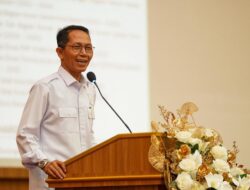 Buka PKKMB Universitas Batam, Amsakar Achmad : Pendidikan Faktor Pendukung Daya Saing SDM