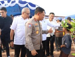 Alumni Akpol 1990 Gelar Bakti Sosial Bagikan 1.485 Paket Sembako Untuk Warga Rempang Batam