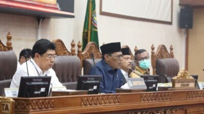 Paripurna DPRD Batam: Wali Kota Sampaikan Pandangan Ranperda PSU Perumahan